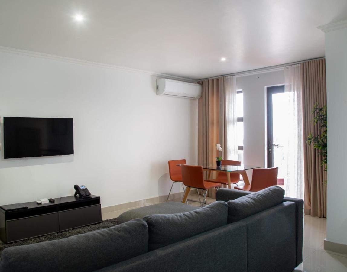 Wdc Aparthotel - Buea ภายนอก รูปภาพ