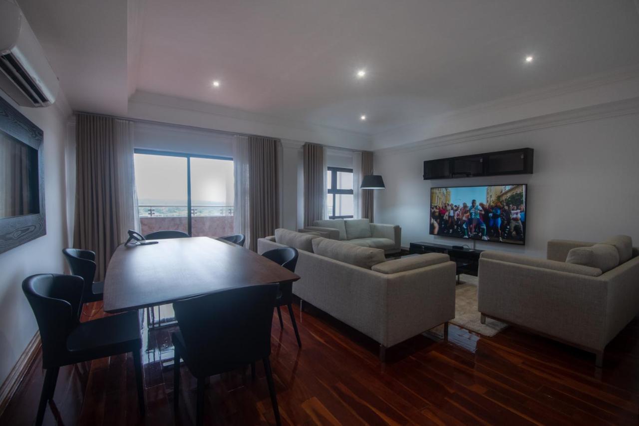 Wdc Aparthotel - Buea ภายนอก รูปภาพ