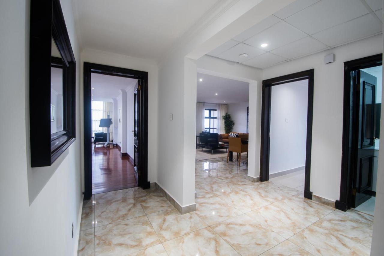 Wdc Aparthotel - Buea ภายนอก รูปภาพ